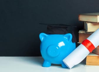 Financia tu carrera universitaria sin complicaciones