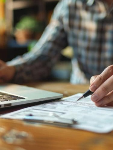 ¿Cómo solicitar crédito en línea? Guía fácil paso a paso